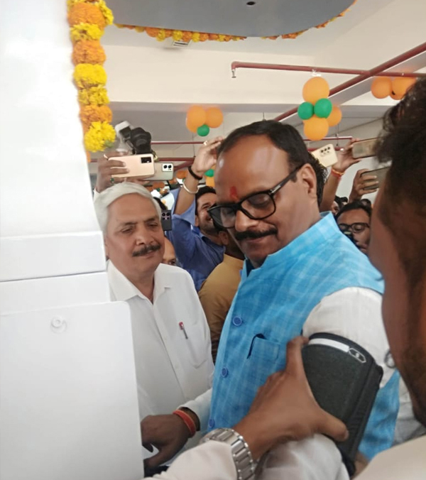 Deputy Chief Minister Shri Brajesh Pathak inaugurated and got his vitals done at our Heath Atm Kiosk